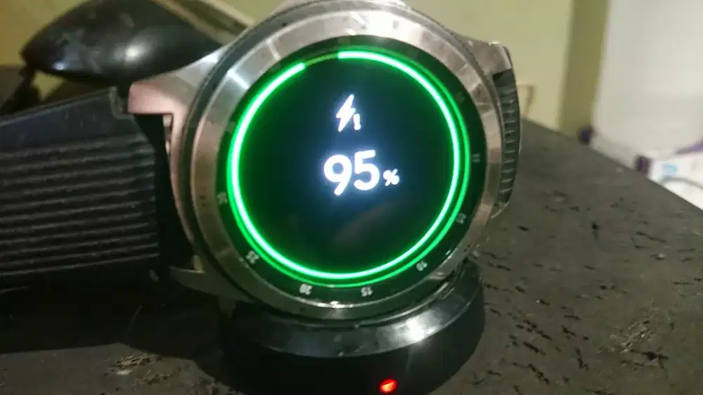 Samsung Galaxy Watch S4 / R800