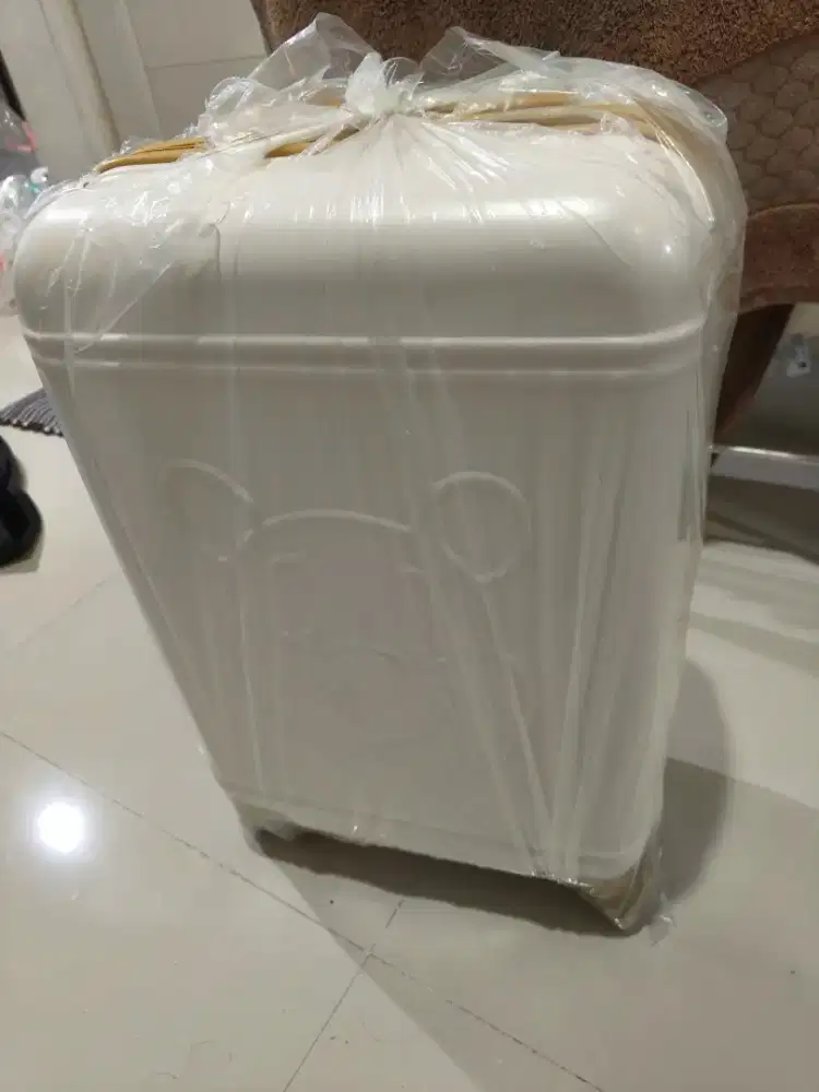 Dijual koper kabin edisi Winnie the Pooh 20inc