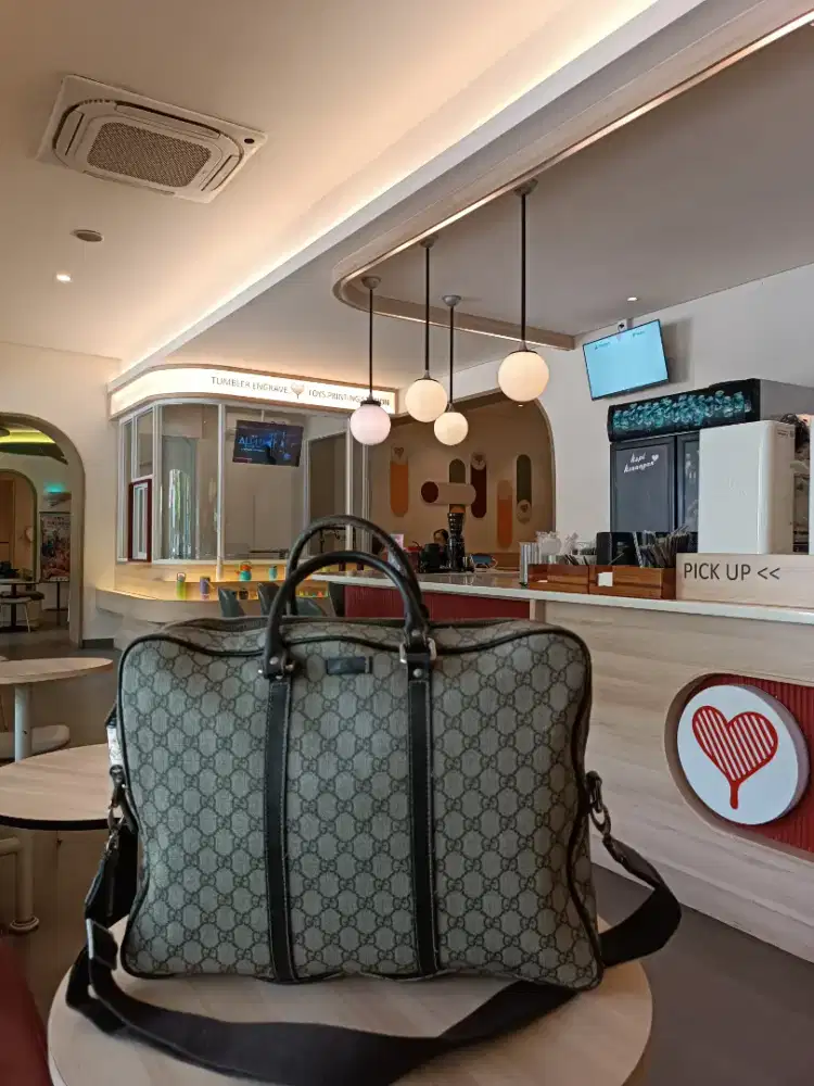 Tas Kantor Pria Mewah Branded
