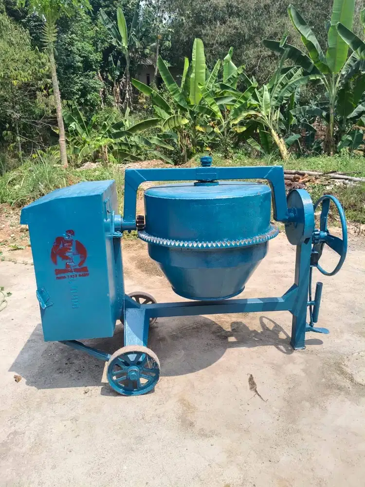 Jual Mesin Mixer Cor Beton Merk Hercules Kondisi Siap Pakai