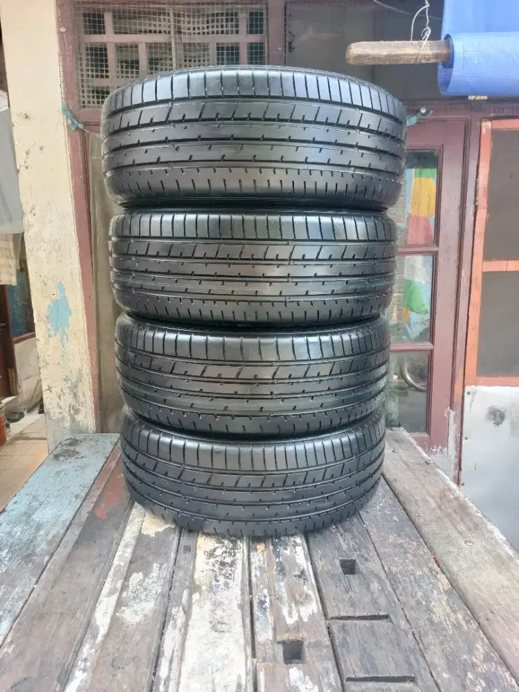 Di jual ban toyo proxes ukuran 225 55 19 copotan baru tahun 2026