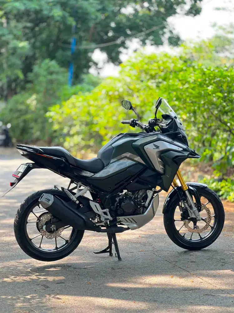KM 4K AJA! HONDA CB150X 2022 HIJAU PAJAK ON SUPER MULUS
