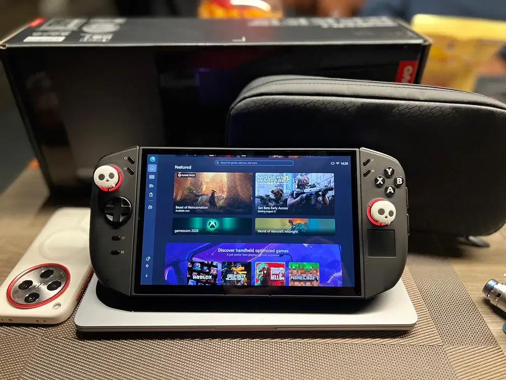 Lenovo Legion Go 2 OLED 32/2TB