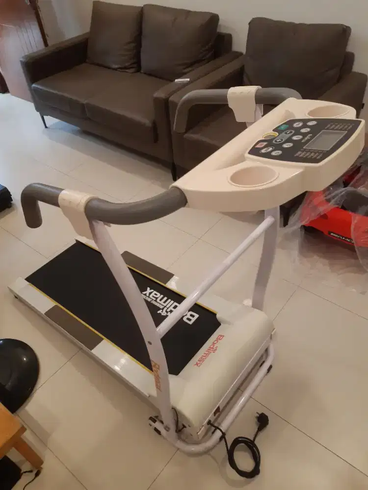 Treadmill elektrik Bodimax
