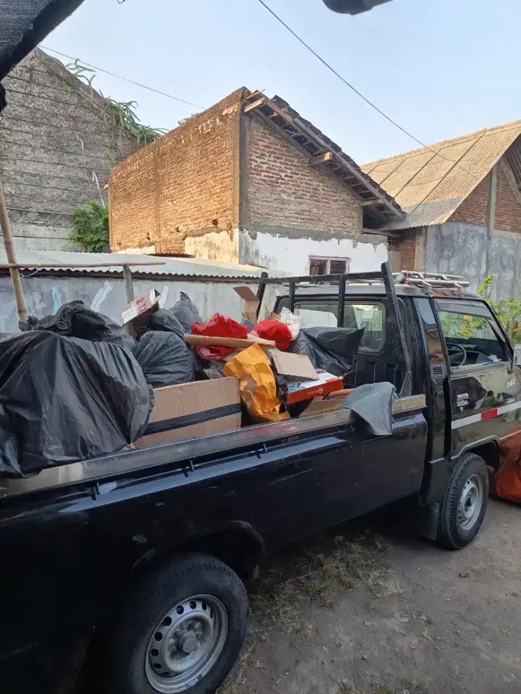 Buang segala isi rumah Yogyakarta