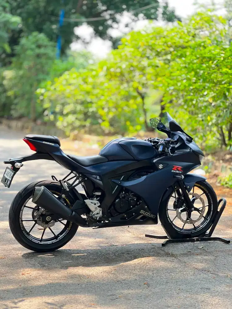 KEREN ABIS! SUZUKI GSX 150R 2019 BIRU KM 12K PAJAK PANJANG SUPER MULUS