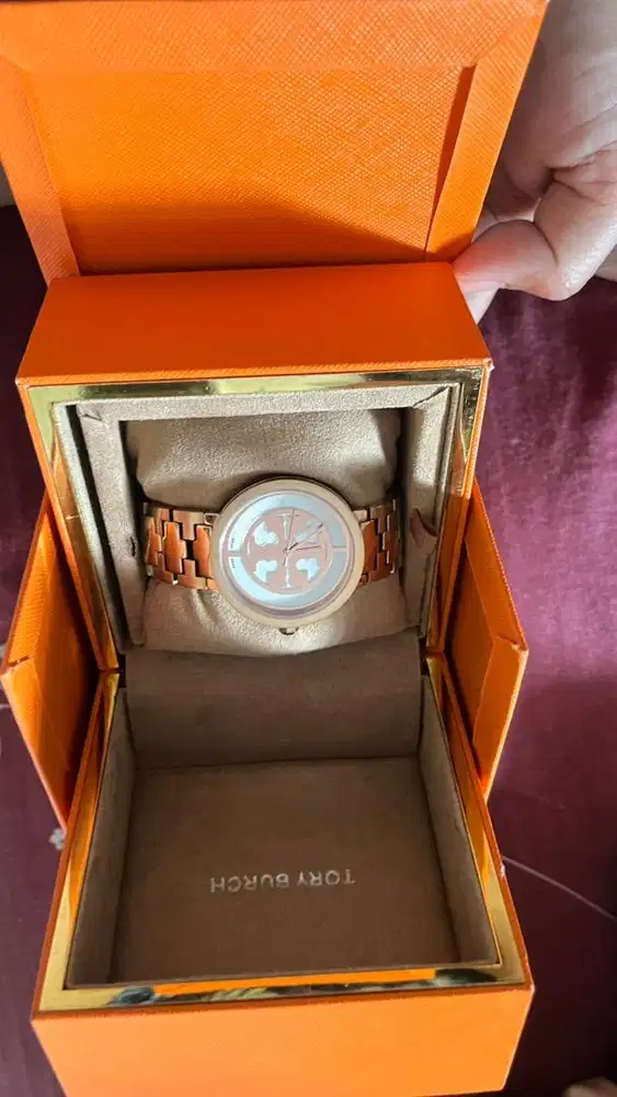 jam tangan tory burch