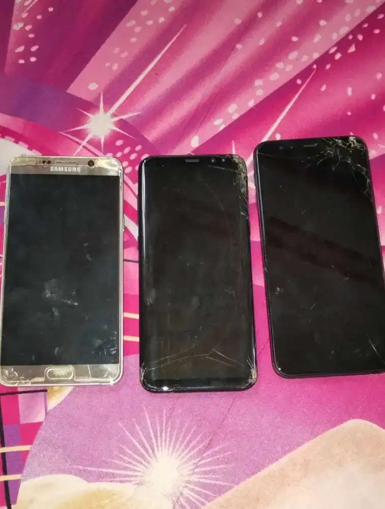 Dijual handphone Samsung