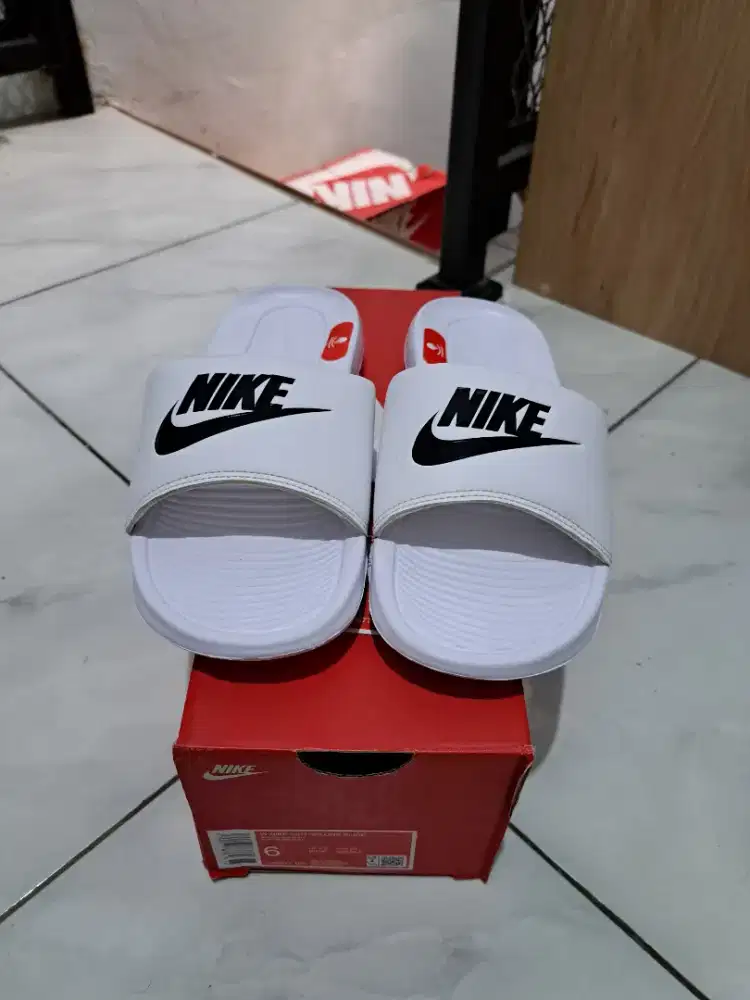 Jual sendal nike one slide