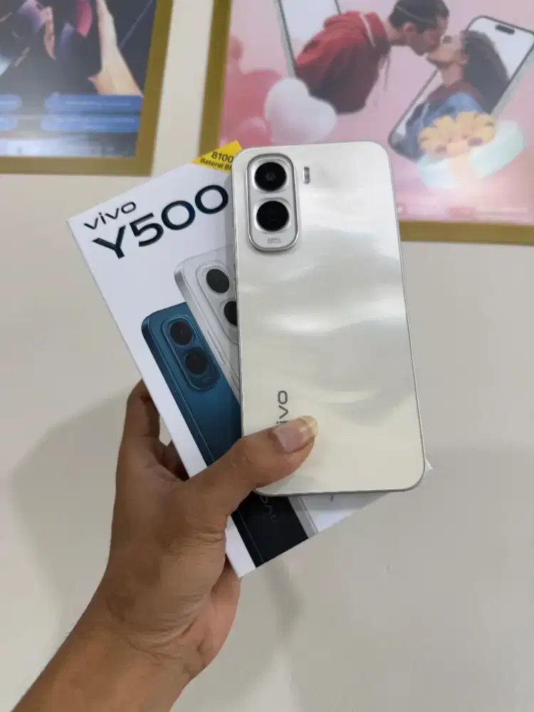 Vivo y500 6/128 like new