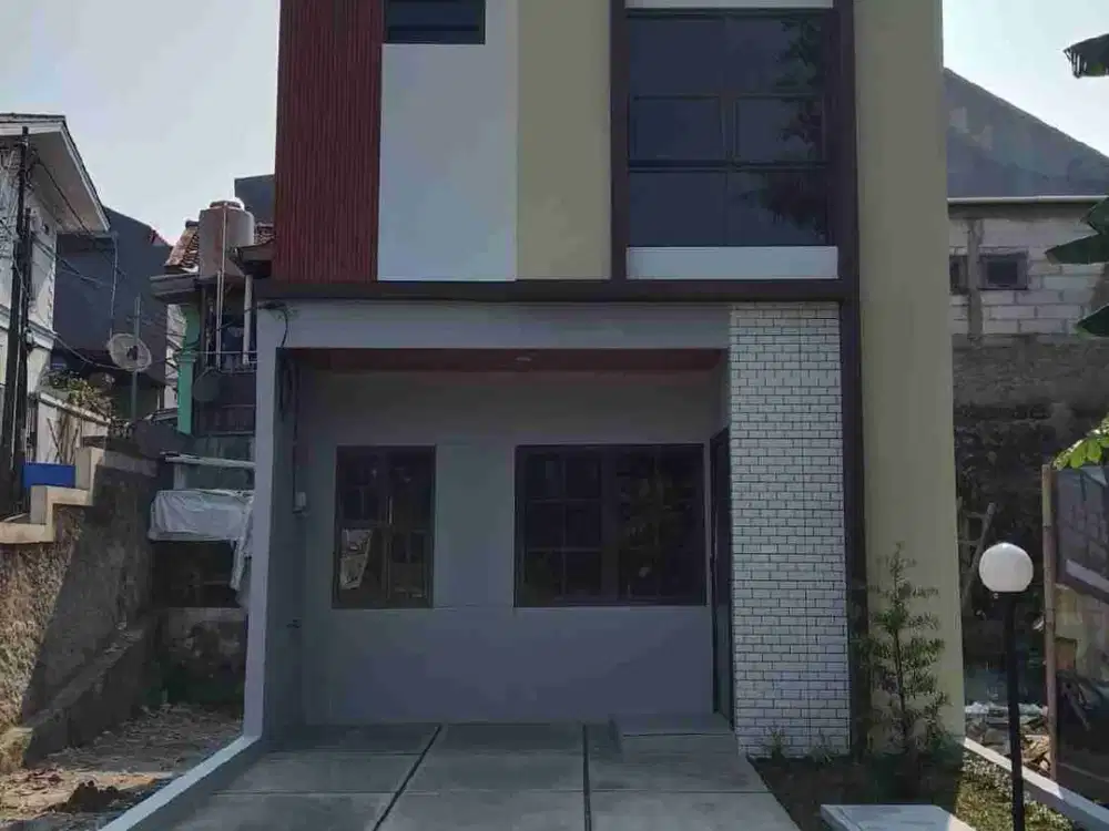 Rumah baru siap huni di Jakarta Timur