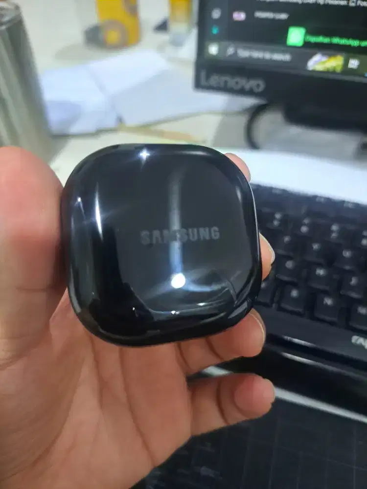 Samsung buds FE