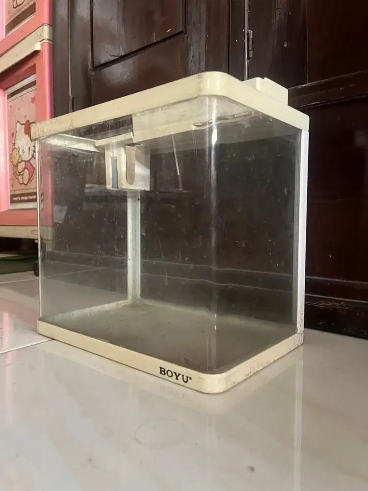Aquarium mini merk BOYU