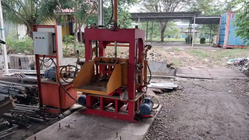 Di jual cepat mesin paving block siap pakai