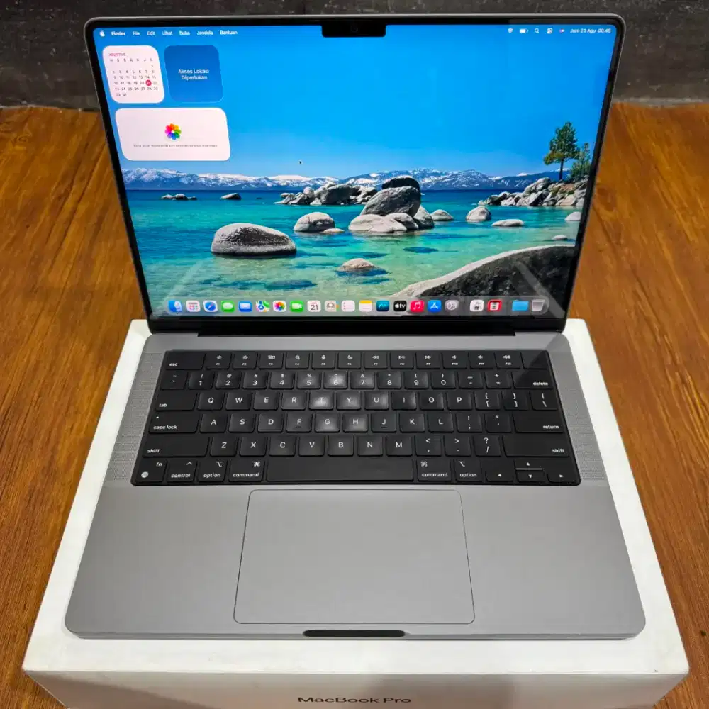 Macbook m1 pro 2021 14 inch ram 16gb ssd 512gb fullset siap pakai