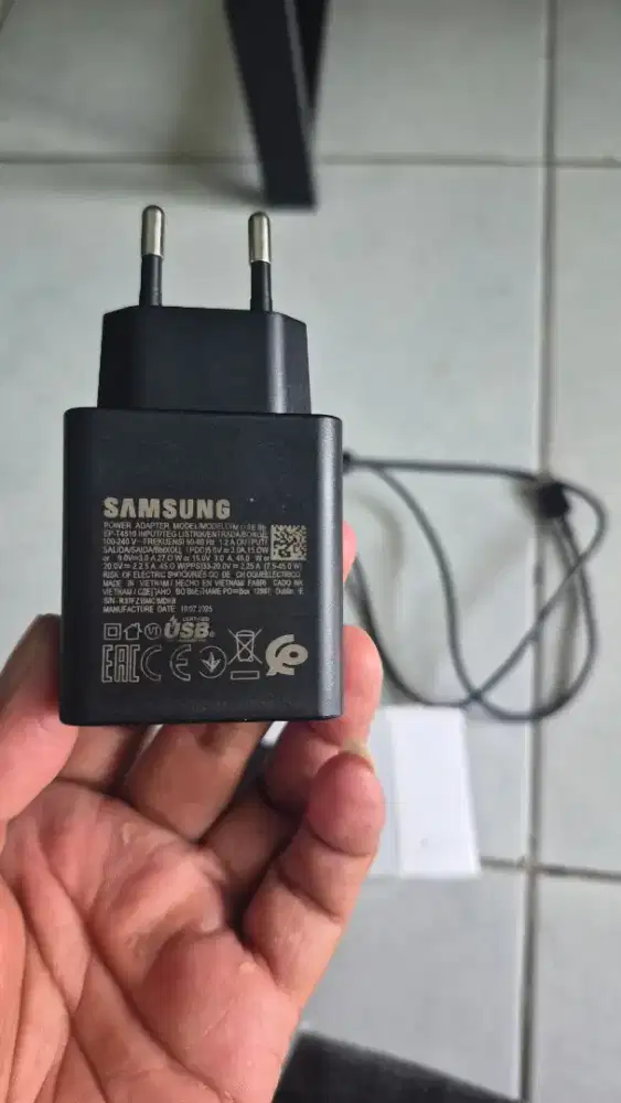 Jual Adapter 45 Watt Samsung dan Kabel