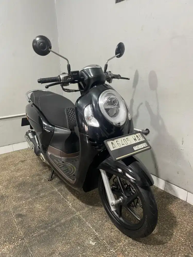 HONDA SCOOPY KYLES 2023