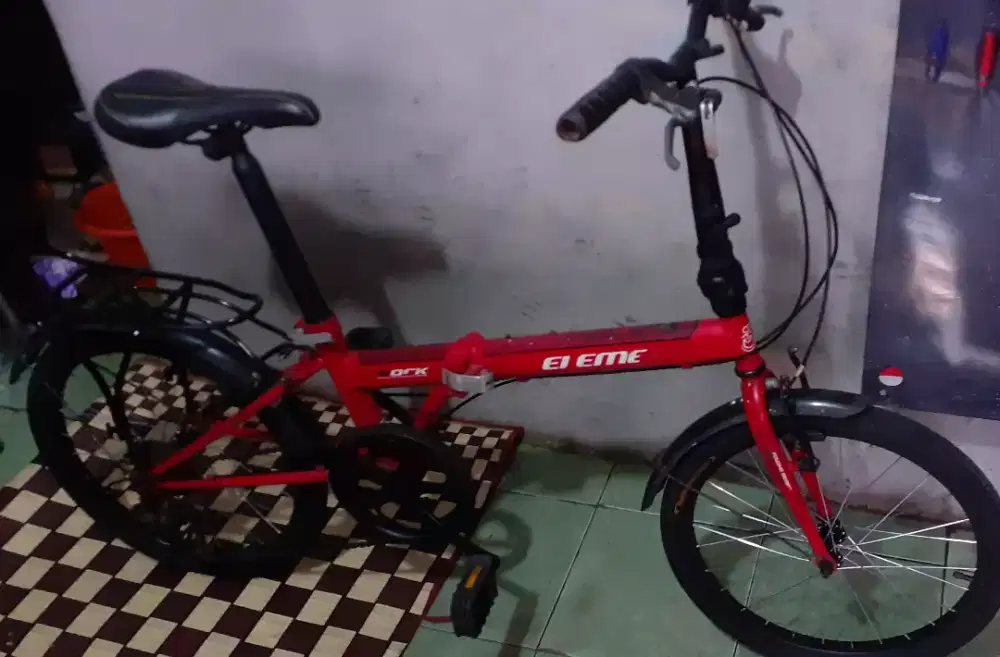 sepeda lipat ukuran 20 merk ELEMENT