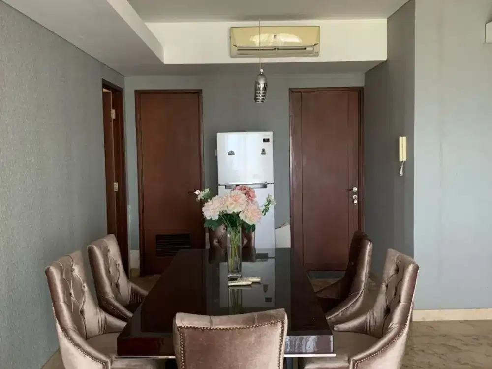 Apartemen royale springhill tower marygold 3 kamar 196 meter furnish