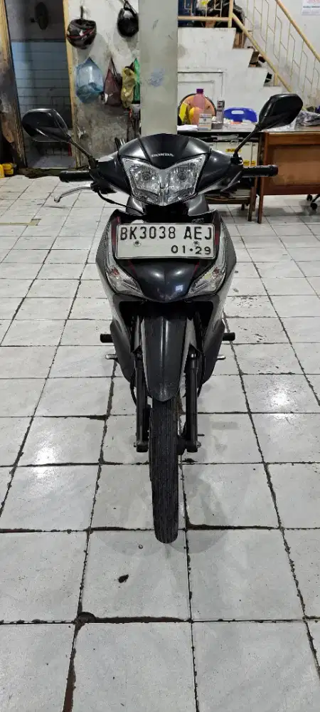 Supra x helm in cantik