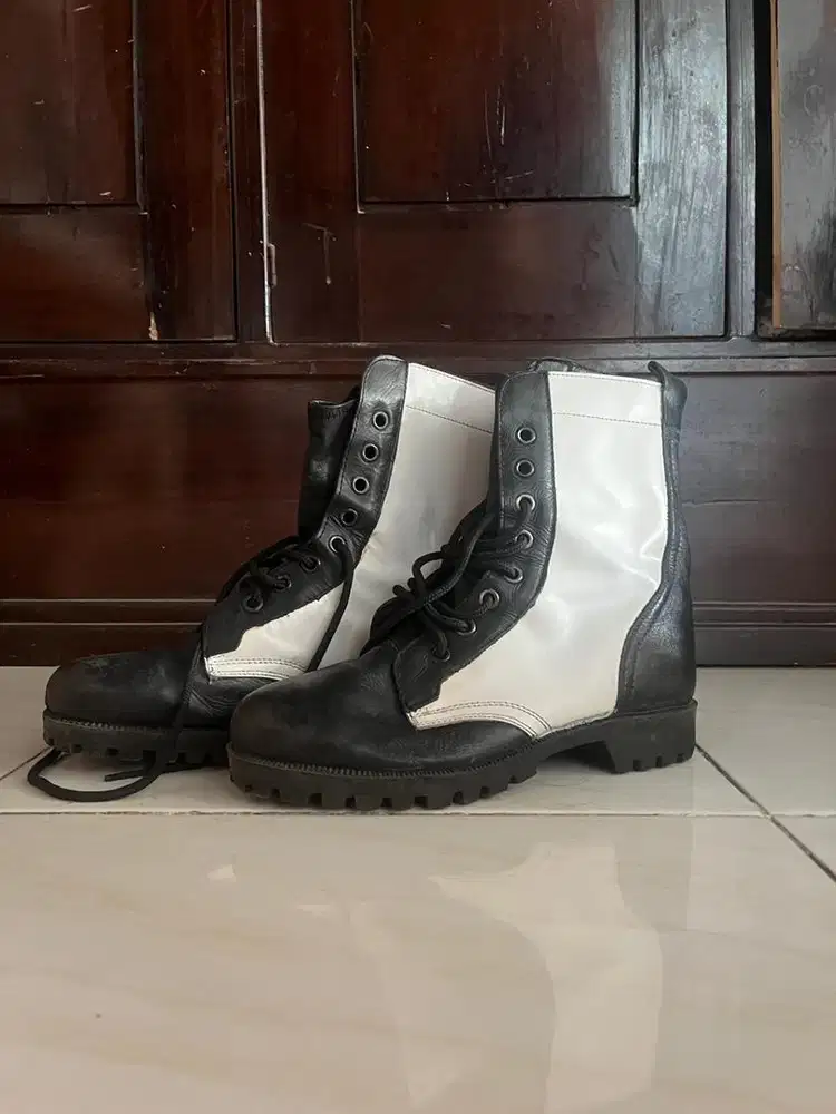 Sepatu safety TNI AD