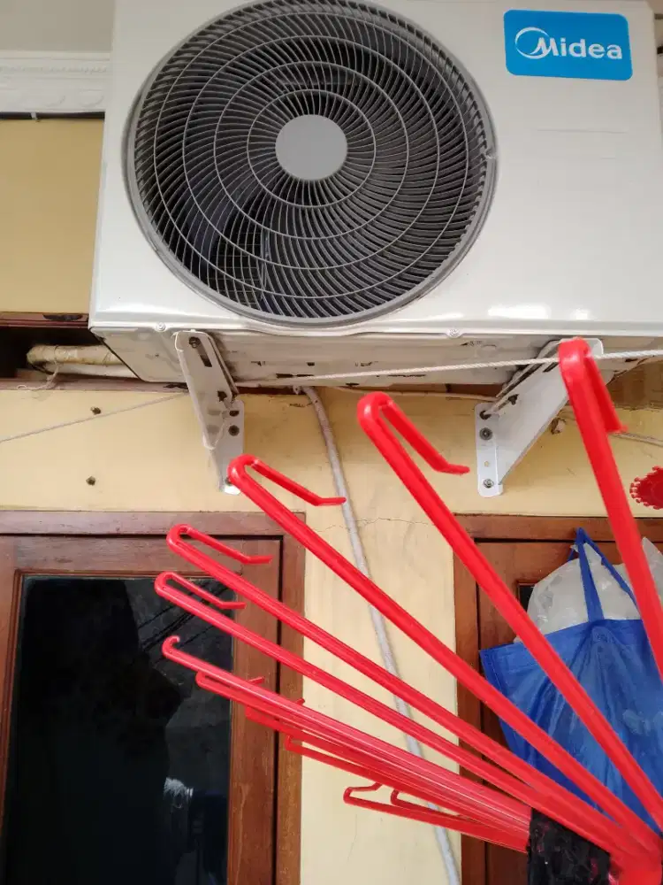 Jual AC merk Midea 1pk
