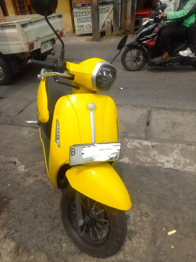 Benelli Panarea 125 Retro scooter italy matic 2022