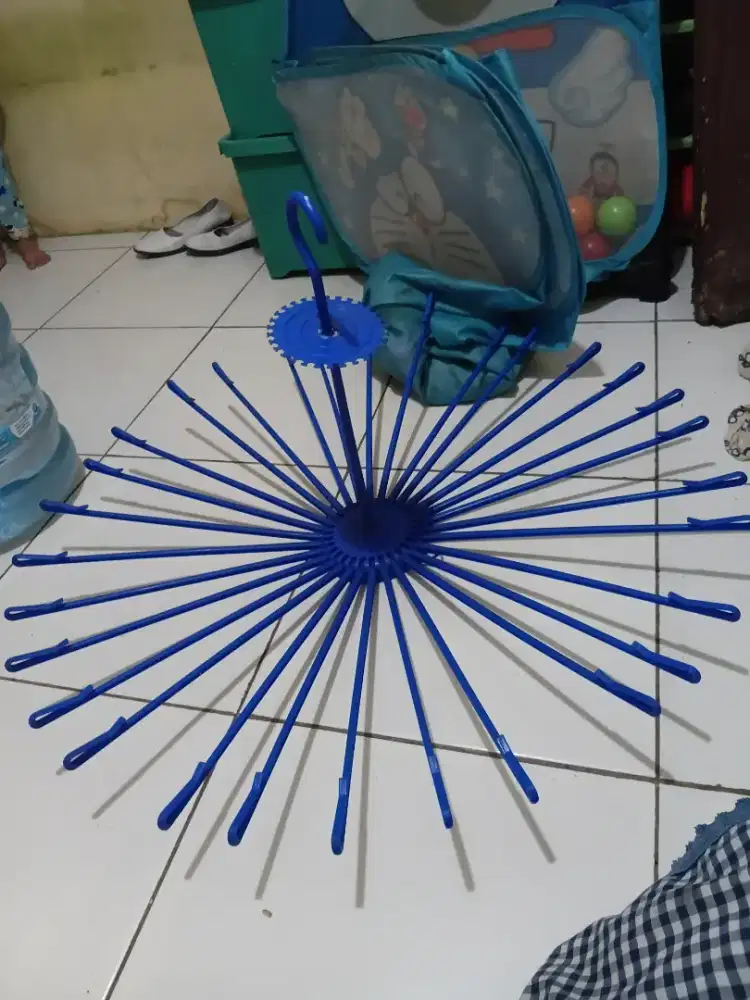 Jemuran baju anak