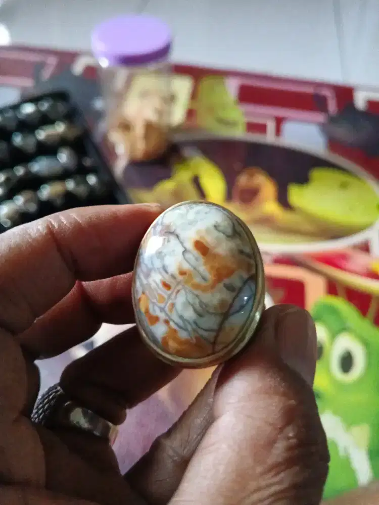 Garut dim 33X26X10 ring Kuningan sari size 10