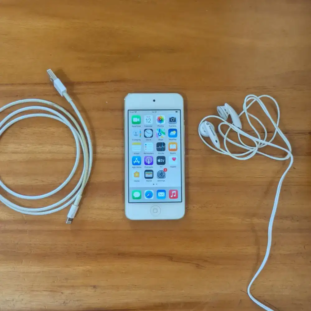IPOD TOUCH GEN  7th GOLD RARE
