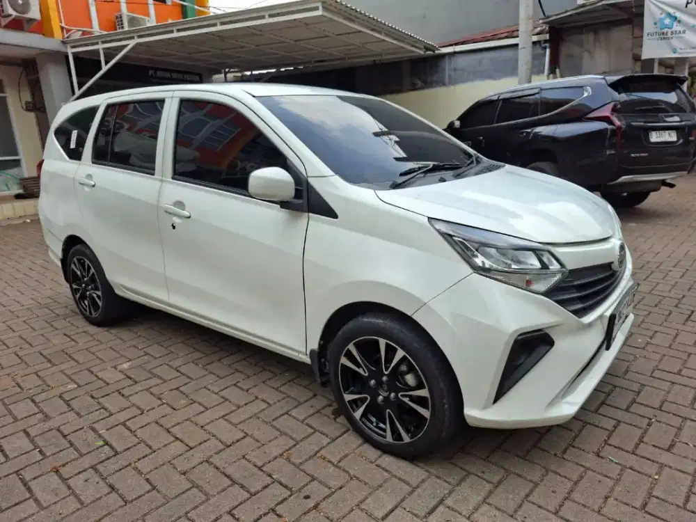 Sigra M th 2022 Mobil Bagus