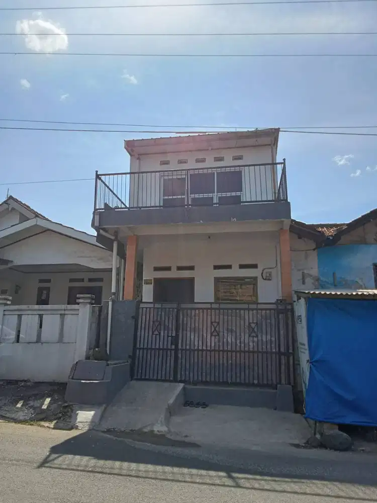 Rumah Compact 2lt Pinggir Jl. Raya Cicadas Bogor, 375 Juta Nego, SHM