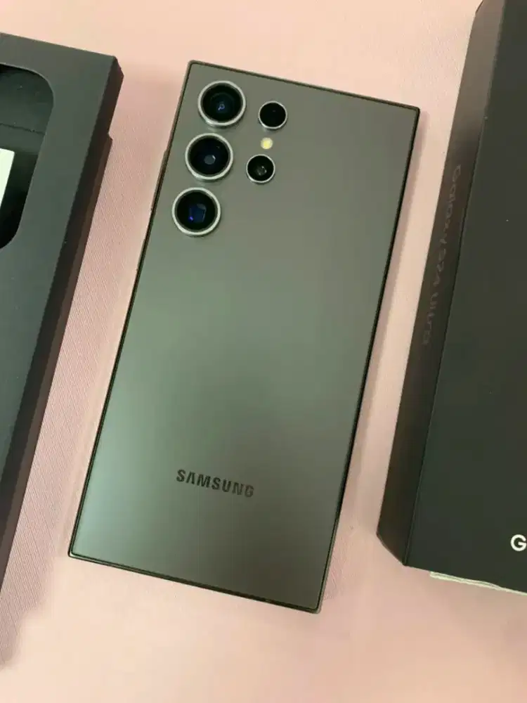 Samsung S24 ULTRA 12/256GB
Resmi Sein