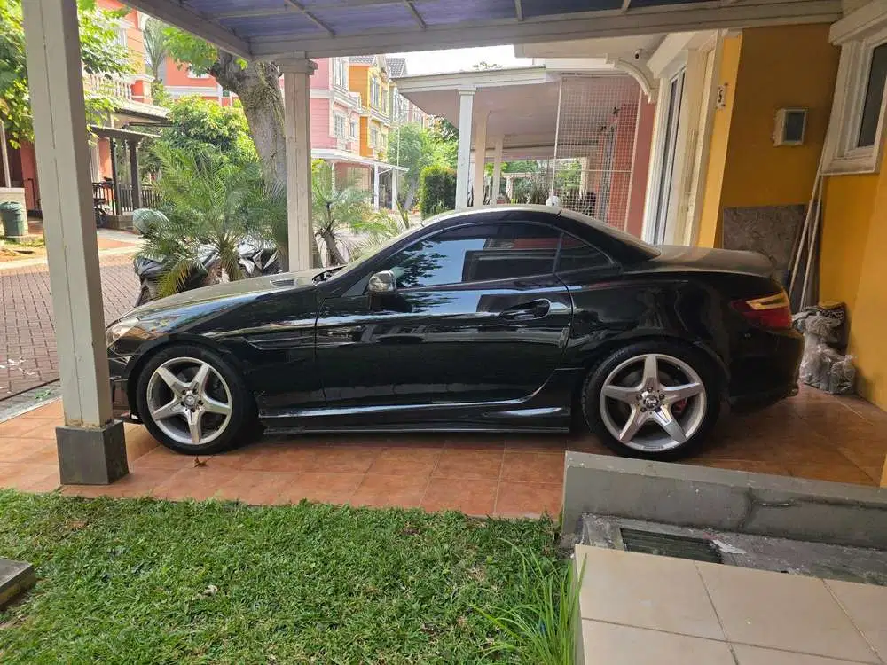 Mercedes-Benz SLK200 2011 Bensin