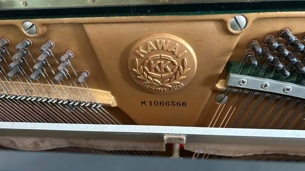 DIJUAL Piano Kawai BL-71 – Kondisi Sangat Terawat, Tuts Responsif