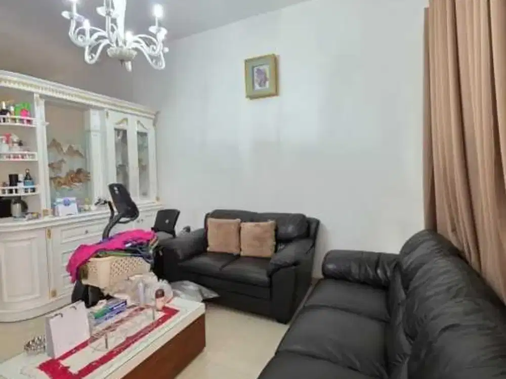 Dijual Rumah 3 Lantai Jalan Taman Ratu, Jakarta Barat
