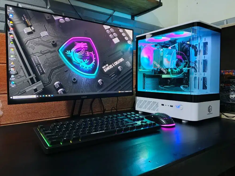 PC / Komputer rakitan sudah siap pakai, dijual satu set sesuai foto ya