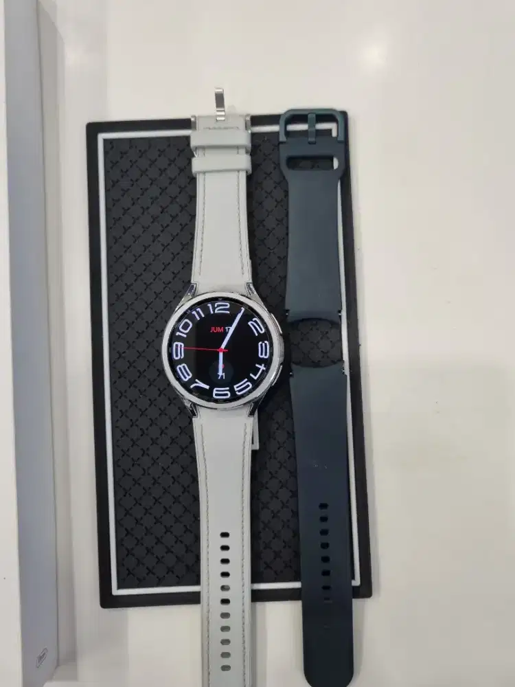 Galaxy Watch 6 Classic Free strap ori