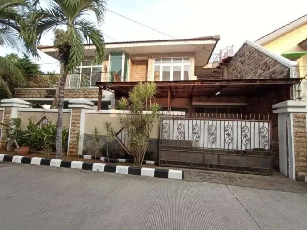 Disewakan Rumah Lux Jalan Kayu Mas Tengah Jakarta Timur