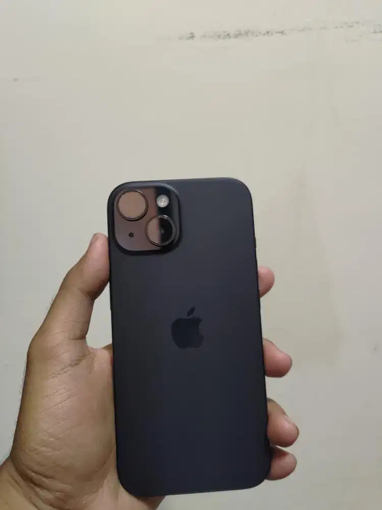 iPhone 15 128Gb iBox