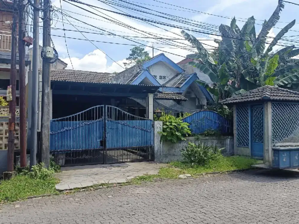 Dijual Rumah Lama Di Serua Ciputat Tangsel