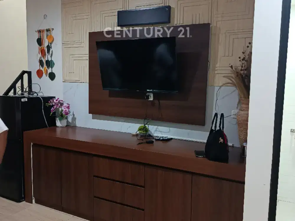 Hunian Modern Furnished One Gate System Cendana Spark Lippo Ckrg