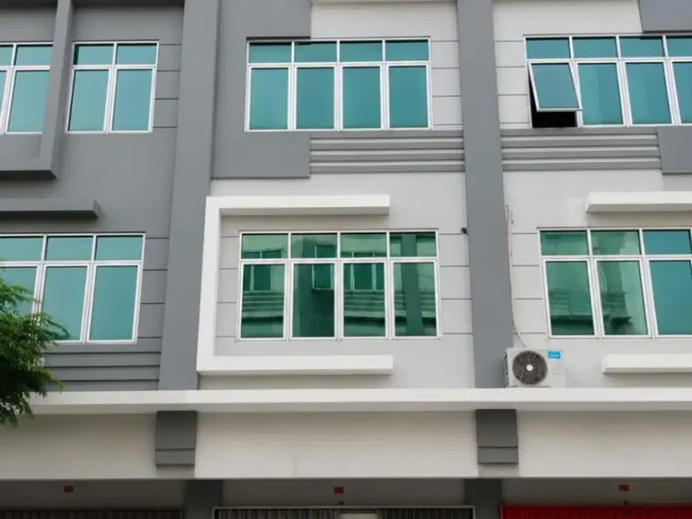 Cocok untuk Usaha & Kantor, 4,5 Lantai, Strategis