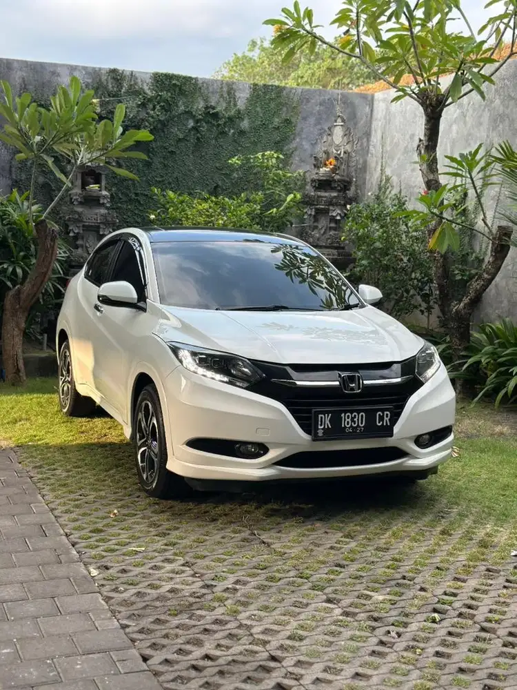 HRV PRESTIGE 2017 MATIC ASLI BALI LOW KM ISTIMEWA SIAP PAKAI