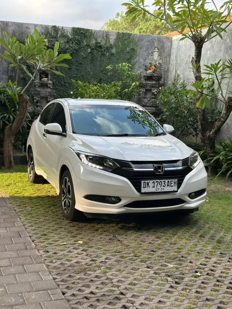 HRV E JBL 2016 1.8 MATIC LOW KM ISTIMEWA SIAP PAKAI