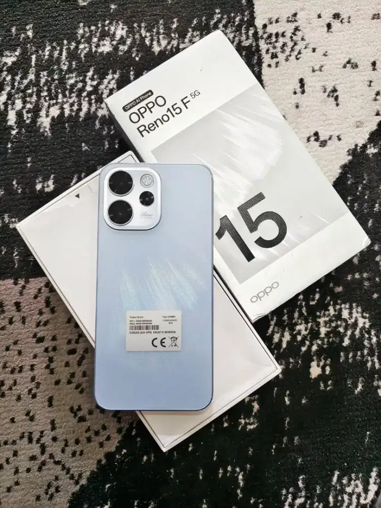 Oppo Reno 15F 5G 8/256 GB Fullset Mulus