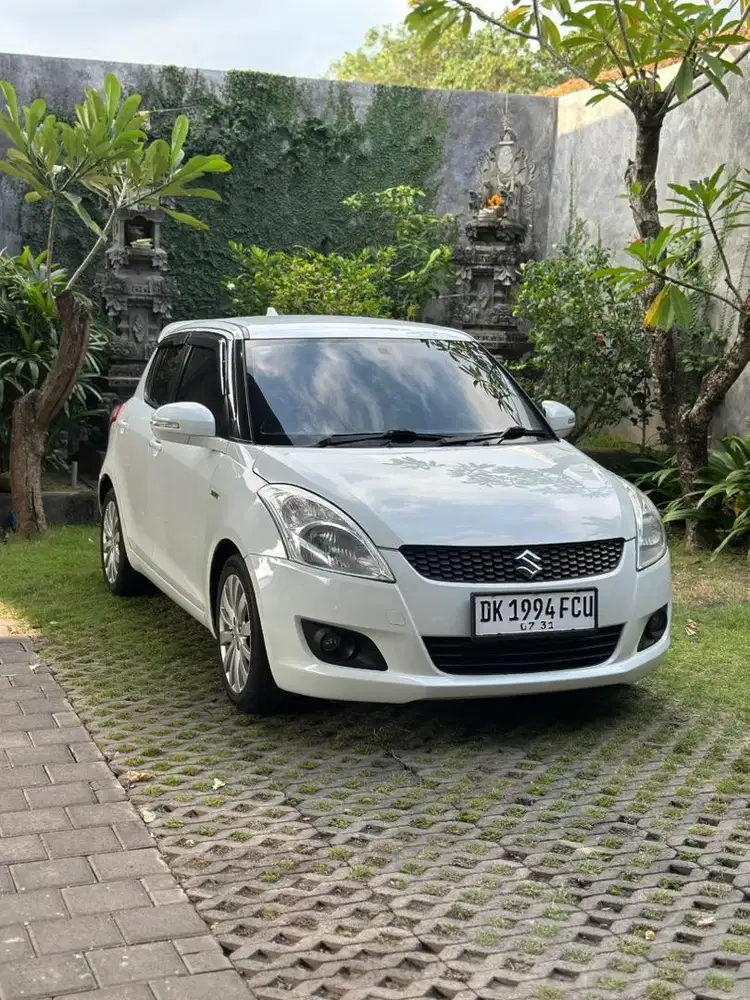 SWIFT GX 2014 MATIC LOW KM ISTIMEWA SIAP PAKAI