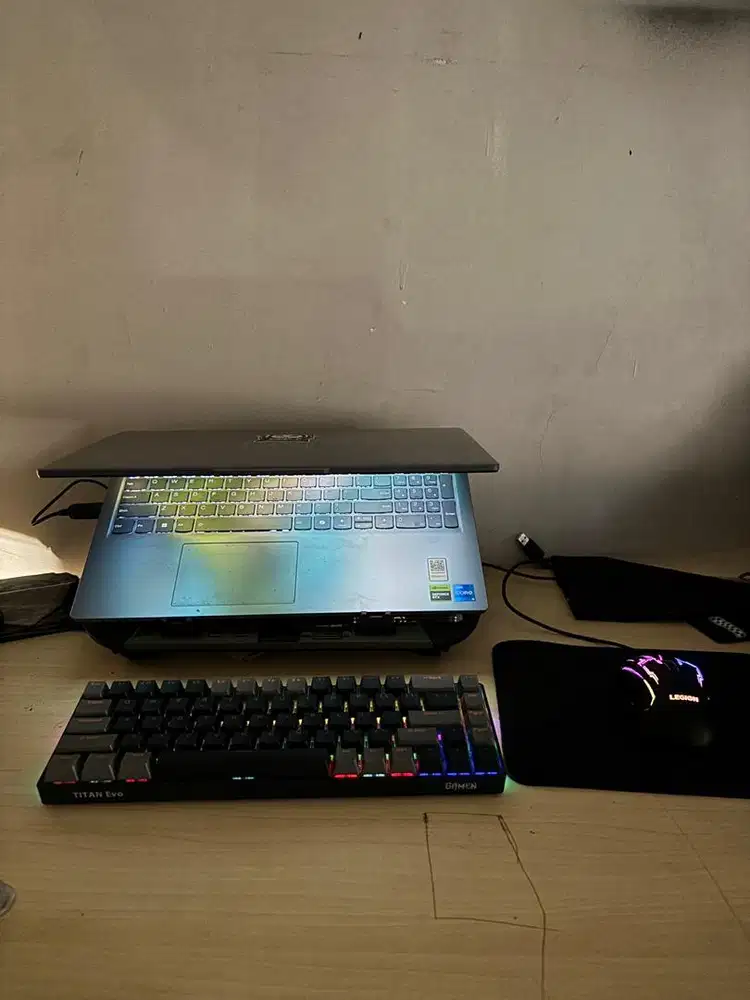 LENOVO LOQ 15 IAX9E 12/512 (SSD) Intel i5 Gen 12