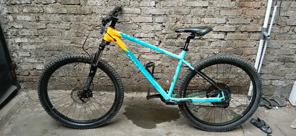 Polygon xtrada 7 rakitan