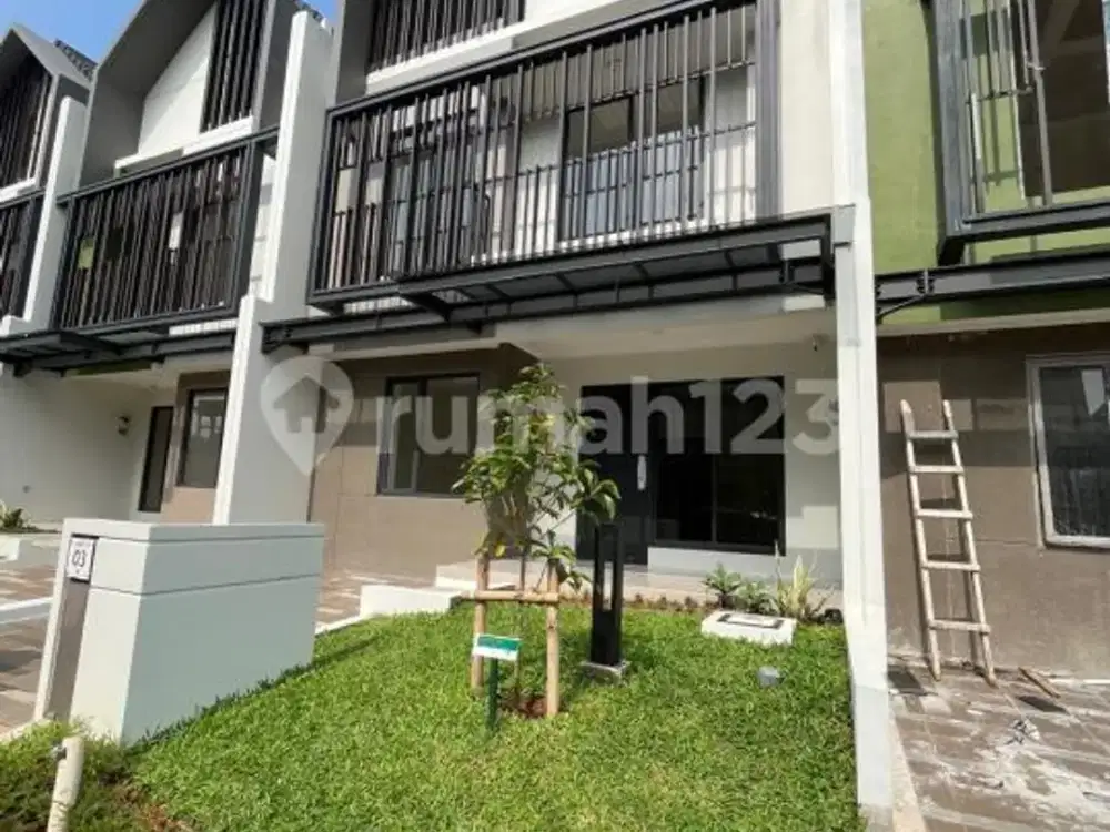 Dijual Cepat Rumah 3 lantai d Gading Serpong